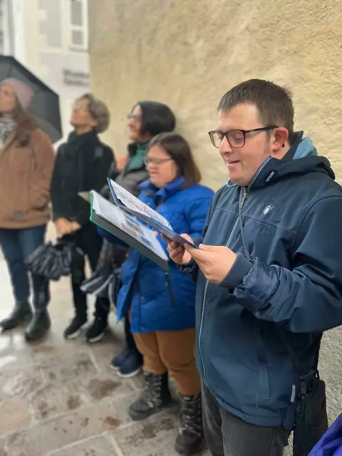 Sabine Thaler und Michael Sebald, zwei Menschen mit Down-Syndrom, führten durch den Dombezirk und zeigen die Stadt von einer ganz persönlichen Seite und aus ihren eigenen Blickwinkeln.
 | Foto: Diakoniewerk Salzburg