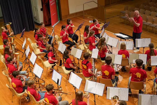 Die "musiFANTEN" der Bürgermusik Zell am See unter der Leitung von Horst Egger. | Foto: SBV