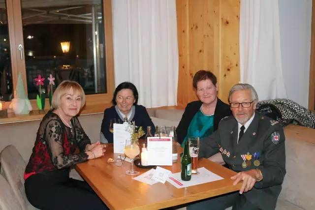 Viele Gäste genossen einen schönen und beschwingten Abend. | Foto: Rotes Kreuz Salzburg