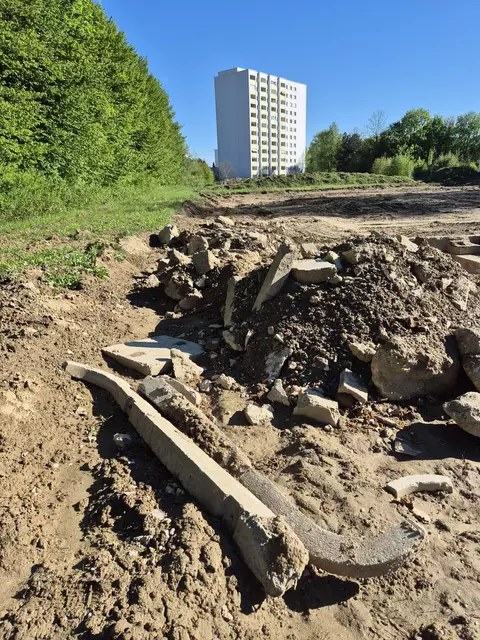 Zahlreiche Artefakte erinnern an die damalige Schreckenszeit der 1930er und 1940er-Jahre. | Foto: LinzPlus