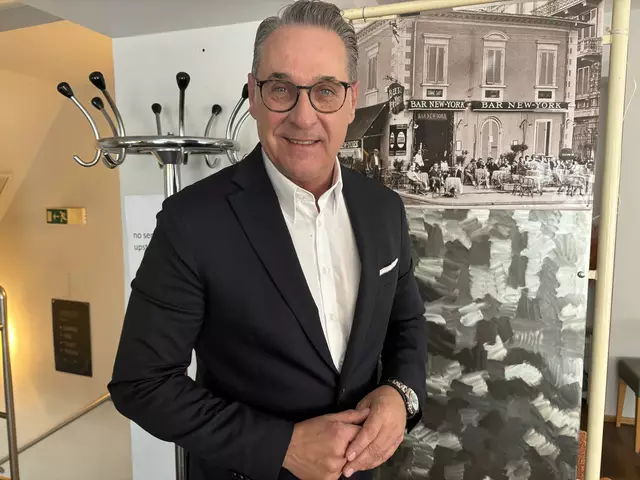 Er wollte den Einzug in den Wiener Gemeinderat schaffen, am Ende wird er "nur" in der Bezirksvertretung des 21. Bezirks sitzen: Heinz-Christian Strache. | Foto: Michael Marbacher / MeinBezirk