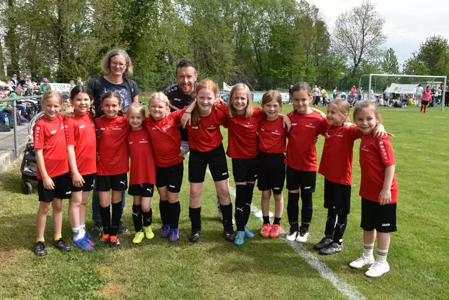 Die Volksschülerinnen aus Wiesfleck zeigten beim Hopsi Hopper-Cup auf. | Foto: Michael Strini