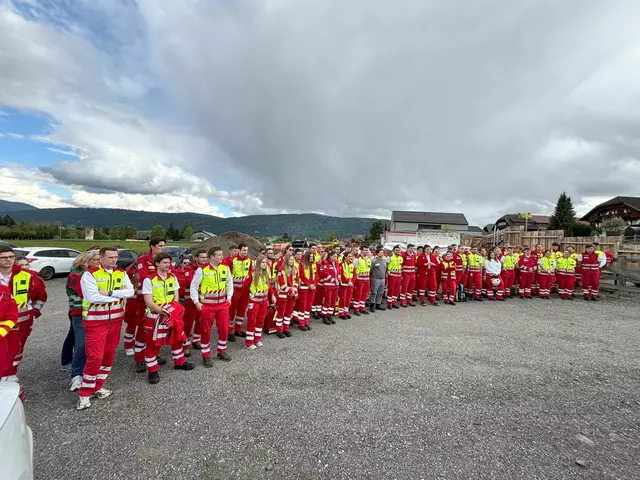Teilnehmer:innen der Rotkreuz-Übung | Foto: Rotes Kreuz Salzburg