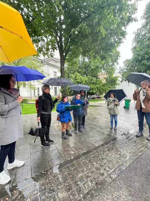 Zu einer einstündigen Führung durch den Dombezirk in der Salzburger Innenstadt luden Sabine Thaler und Michael Sebald, zwei Menschen mit Down-Syndrom.  | Foto: Diakoniewerk Salzburg