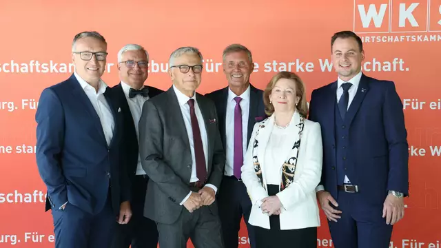 Von links: Vizepräsident KommR Manfred Rosenstatter, Direktor-Stellvertreter Gerd Raspotnig,  Präsident KommR Peter Buchmüller, Direktor  Manfred Pammer, Vizepräsidentin KommR Marianne Kusejko und der kooptierte Vizepräsident Norbert Ranftler.  | Foto: ©WKS/Neumayr