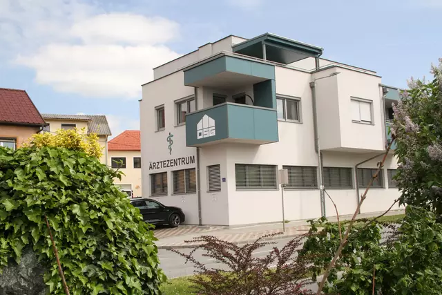 Das Ärztezentrum ist eines der Vorzeigeprojekte in Bernstein. | Foto: Peter Seper