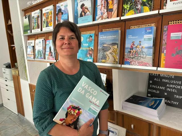 Andrea Stockreiter ist Quereinsteigerin und reist mit ihrem Mann am liebsten nach Griechenland. | Foto: MeinBezirk/Huber