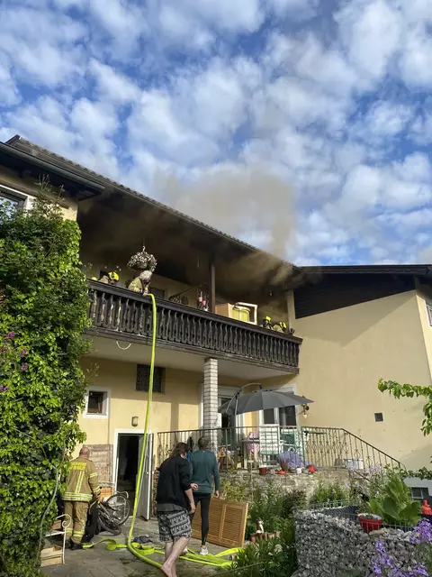 Der Tag begann mit einem Zimmerbrand. | Foto: Öffentlichkeitsarbeit Feuerwehr Laab (VM Tobias Bischof)