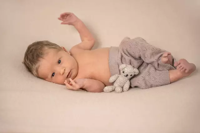 Name: Johanna
Geburtsdatum: 28.04.2025
Gewicht: 3.315 g
Größe: 53 cm
Eltern: Jasmin Könighofer und Fritz Jandl aus St. Marein-Feistritz | Foto: ARTige Babys