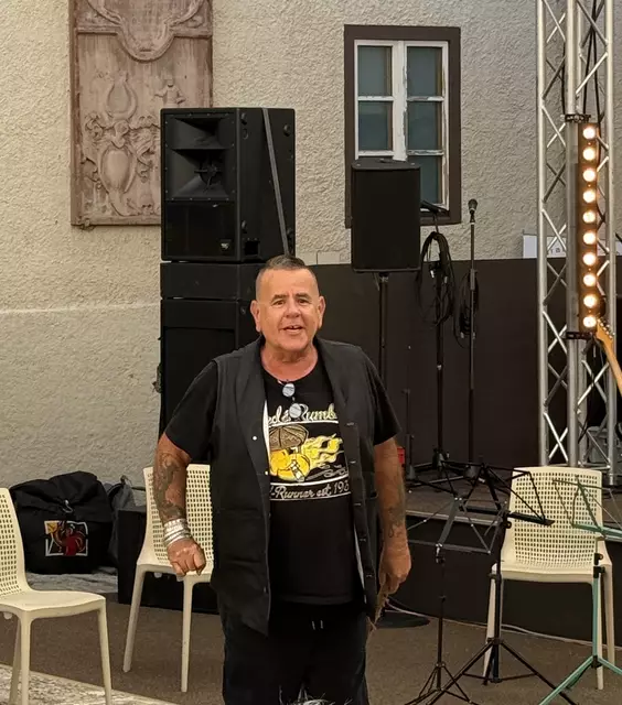 Der Märchenerzähler Chris Ploier. | Foto: Paracelsus-Schule Salzburg