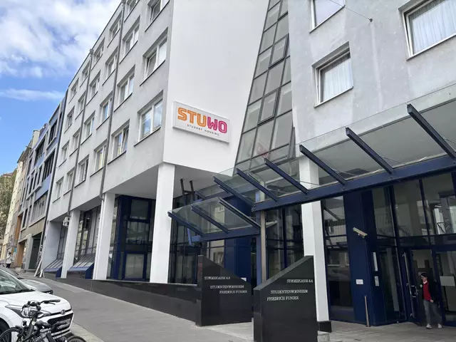 Bewohner des "STUWO Strozzigasse" kritisieren die hohen Mieten und fehlende Sauna. | Foto: Scheiber/MeinBezirk