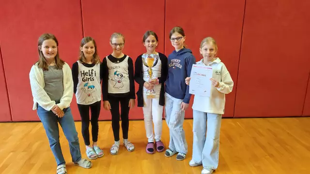 Die Helfigirls der Volksschule Weibern sicherten sich mit ihrer Expertise die Teilnahme beim HelfiLandesbewerb. | Foto: Gudrun Schmid