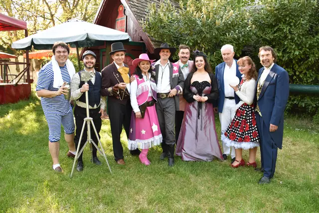 Juan Felipe Echavarria Salazar, Tomas Arango, Martin Ganthaler, Yuko Mitani, Lucian Stifter, Benjamin Baumgartner, Tereza Beglaryan, Josef Kirchberger, Marina Bee und Roland Baumgartner bei der gelungenen Uraufführung | Foto: Alexandra Goll