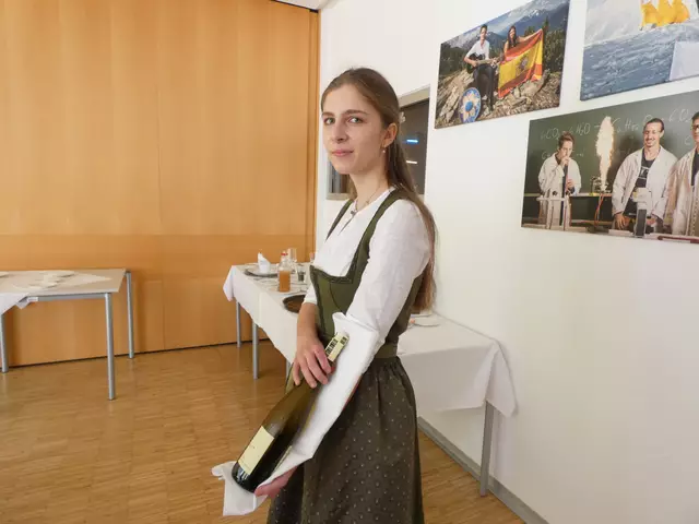 Hervorragende Leistungen erbrachten die 4. Klassen HLW bei den Abschlussprüfungen. 