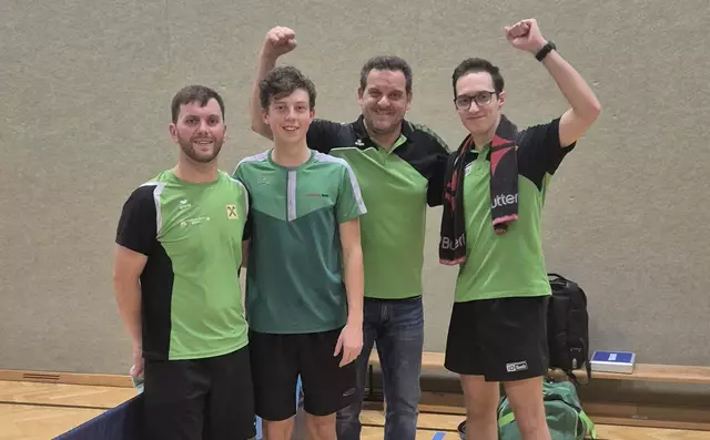 Die Kärntnerliga Mannschaft aus Mitja Orasche (vo.li.), Simon Ošina, Marko Spegel sowie Luka Breznik. Sie beendeten die Saison mit Platz drei. | Foto: Privat