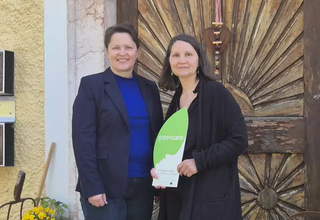 (v.l.): Senta Bleikolm-Kargl (Green Care Koordinatorin) und Claudia Pechhacker (Betrieb Rinntaverne) | Foto: Rinntaverne