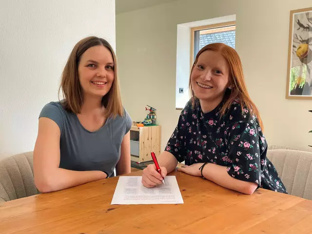 Projektleiterinnen Hannah Kastner und Elisa Hummer. | Foto: Gemeinde