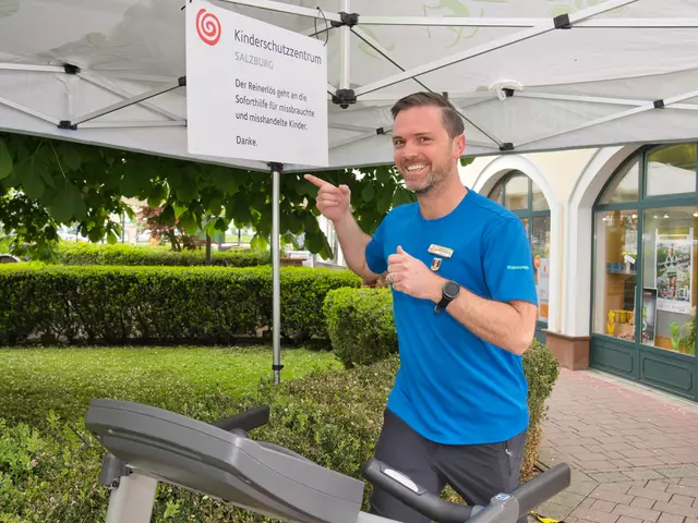 Inhaber Christian Maier eröffnete die Charity-Aktion und lief selbst den ersten Kilometer. | Foto: Kinderschutzzentrum