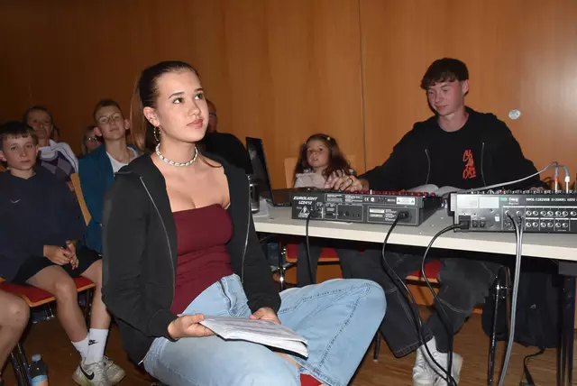 Ali Baba und die 40 Räuber. Kinder-Theater der Liedertafel Pabneukirchen mit einer "Pabneukirchner" Fassung.  | Foto: Robert Zinterhof