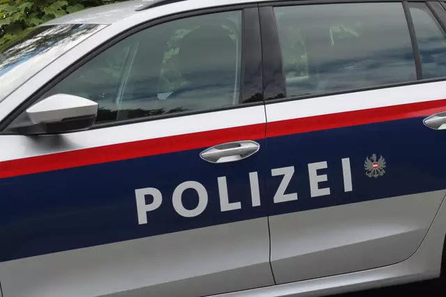 Die Polizei berichtet von dem Unfall unter Alkoholeinfluss. Symbolbild. | Foto: Meinbezirk Perg
