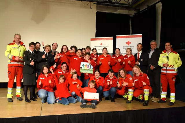 Die Rotkreuzgruppe Stainz freut sich über das Qualitätssiegel "Jugendfit".  | Foto: Rotes Kreuz/Schrempf-Güttinger