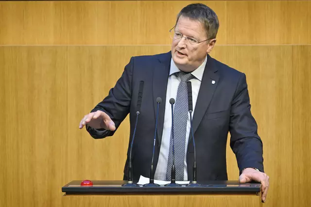 Manfred Hofinger, Abgeordneter zum Nationalrat und Bürgermeister von Lambrechten. | Foto: Parlamentsdirektion/Johannes Zinner