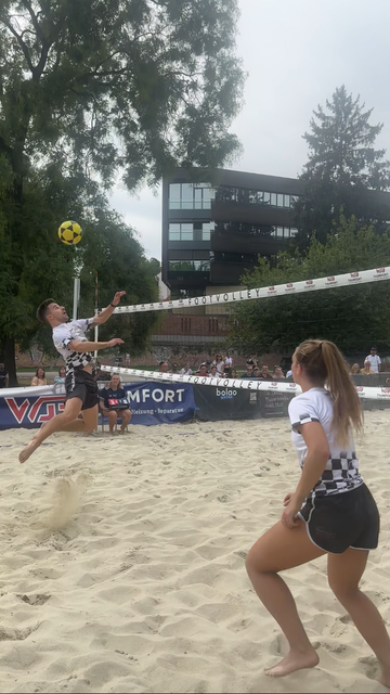 Beim Footvolley ist voller Körpereinsatz gefragt.  | Foto: AFFA