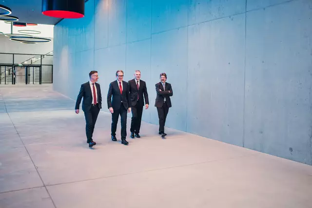 Der Plansee-Vorstand marschiert in Sachen Umwelt zielorientiert in die Zukunft. | Foto: Andy Mayr