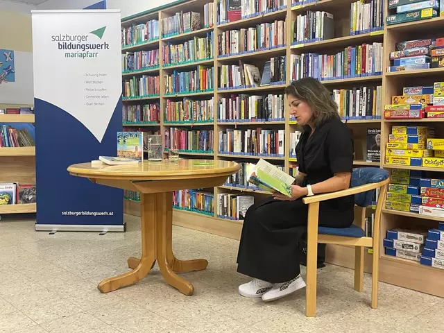 Katharina Eigner bei einer Lesung. | Foto: Daniela Landschützer