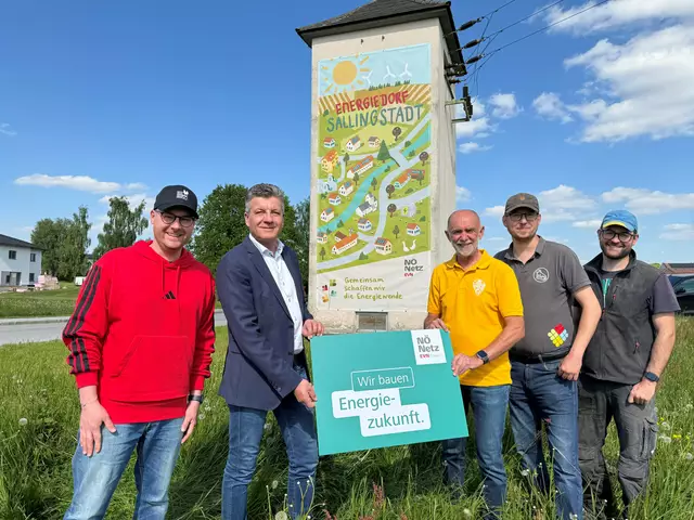 Initiator Sascha Böhm, Leiter Netzregion Waldviertel Walter Trachsler, Bürgermeister Josef Schaden, Obmann des Verschönerungsvereins Markus Rabl und Jugendgemeinderat Christoph Edelmaier. | Foto: Netz NÖ