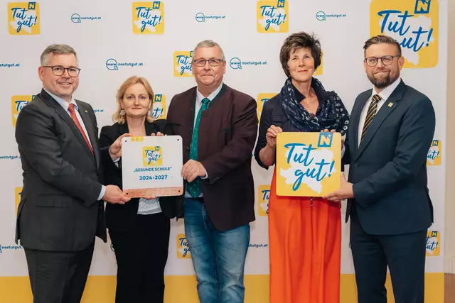 Landesrat Ludwig Schleritzko, Margarethe Wahl, Friedrich Schechtner, Silvia Chudoba , „Tut gut!“-Geschäftsführer Erwin Zeiler. | Foto: Martin Mathes