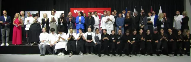 Die KöchInnen von "So isst Euregio" Matteo Delvai – Trentino, Clemens Gesser – Osttirol / Tirolo Oriental, Tina Marcelli – Südtirol / Alto Adige, Stefano Goller – Trentino, Stephan Zippl, Südtirol / Alto Adige, Michi Ploner, Tirol / Tirolo, Luca Zotti, Trentino, Peter Fankhauser, Tirol / Tirolo, Andrea Irsara, Südtirol / Alto Adige, Madlen Hackl, Tirol / Tirolo, Roland Hanny, Südtirol / Alto Adige, Giulia Segna, Trentino | Foto: Tatschl