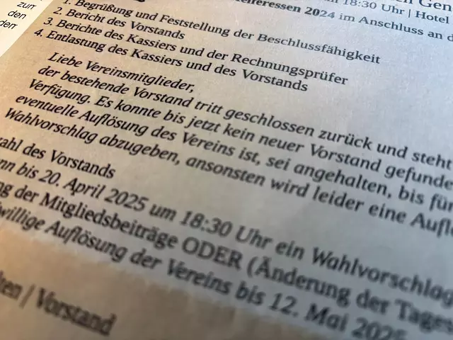 Auf der Einladung zur ordentlichen Generalversammlung wurde die drohende Vereinsauflösung offen angesprochen, im zweiten Anlauf klappte es dann mit der Neuwahl. | Foto: Reichel