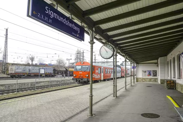 Christoph Seif, Pressesprecher der ÖBB-Holding AG für Niederösterreich, dementierte die kursierende Information in einem persönlichen Telefongespräch mit MeinBezirk Horn am Freitag. | Foto: ÖBB/Christian Zenger (Archiv)