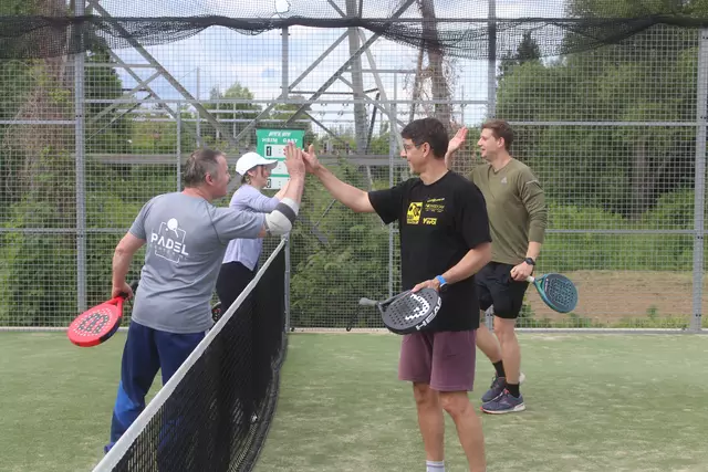 Ein Charity-Padel-Turnier, organisiert von Martin Wittmann und David Bednar, bei dem der gute Zweck klar im Vordergrund stand. | Foto: arbes