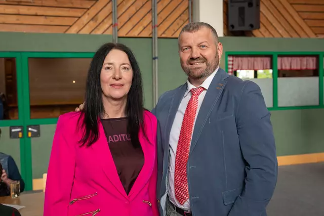 Anita Tiefenbach (Vorstand International Police Association Landesgruppe NÖ) mit Gatte Manfred.