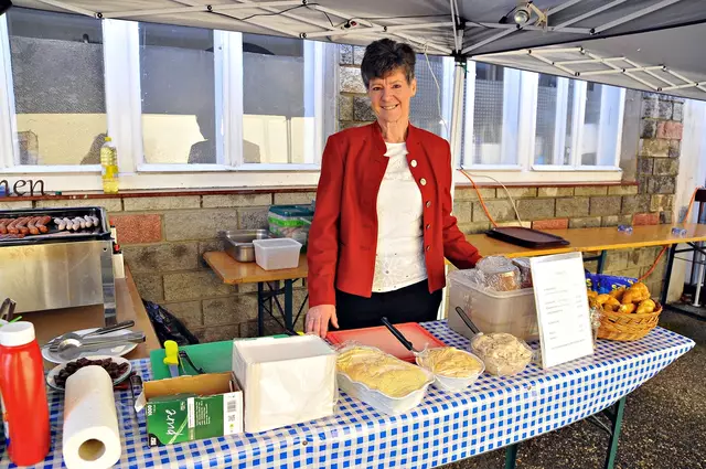 Es gab Aufstriche,köstliche Käsekrainer,Bratwürstl uvm. | Foto: mamaraZZa photo