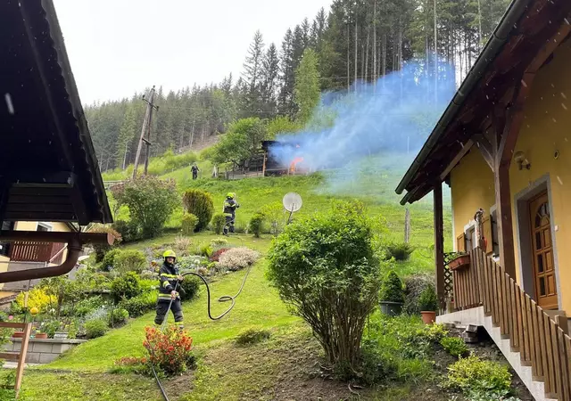 Zuerst wurde die Feuerwehr zu einem Brandeinsatz in den Scheibsgraben gerufen. | Foto: FF Mitterdorf