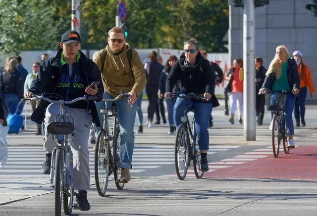 Die Menschen haben heutzutage genug Freizeit "und wenn wir die für Bewegung und Sport nutzen würden, würde alles passen. Leider ist das aber nicht der Fall", so Niebauer. Auch per Fahrrad in die Arbeit fahren, wäre eine Option, wenn es möglich ist. | Foto: Symbolbild: Pixabay