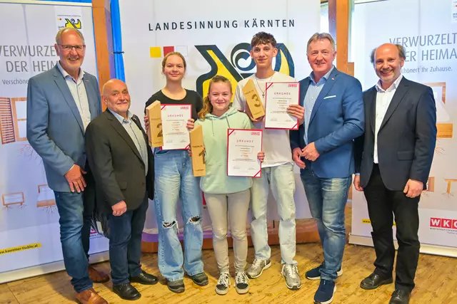 Nach den Wettbewerben wurden die besten Lehrlinge in der St. Michaeler Festhalle ausgezeichnet.  | Foto: WKK