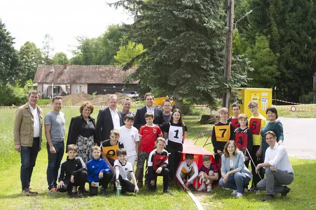 Die Feuerwehrjugend in Gamlitz bekam am Samstag hohen Besuch. | Foto: STVP/Lorber