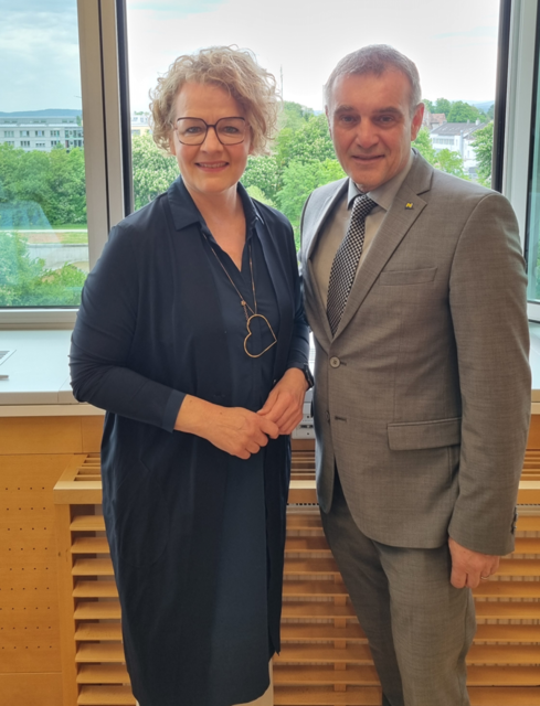 NÖAAB Landesobfrau Christiane Teschl-Hofmeister und NÖAAB LAbg. Anton Erber, Sozialsprecher der VPNÖ
| Foto: NÖAAB