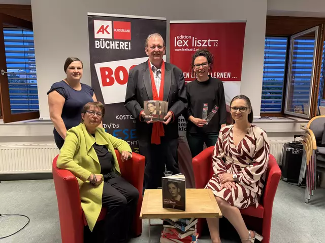 Buchpräsentation: Carina Graf (AK-Bücherei), Christine Heindl (Lektorin), Horst Horvath (Verlagsleiter), Silke Rois (AK-Büchereileiterin), Angelika Bayer-Miertl (Autorin)

  | Foto: edition lex liszt 12