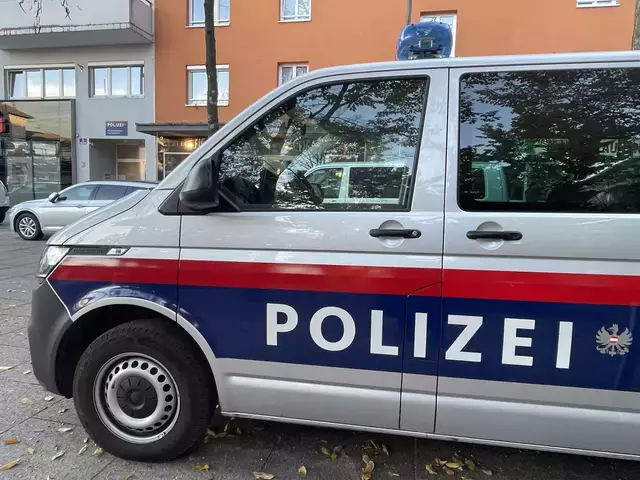 Am Parkplatz im Bereich einer Diskothek in Villach kam es zwischen fünf Jugendlichen zu einer verbalen Auseinandersetzung. (Symbolfoto) | Foto: sm