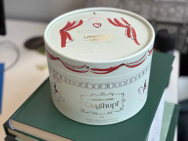 Der bekannte Guglhupf ist aktuell in einer Sonderedition erhältlich.  | Foto: Andreas Pölzl/MeinBezirk