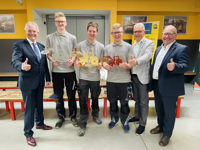 Platz 1.: Maximilian Permoser / St. Pölten. Platz 2.: Jakob Holl / Zwettl. Platz 3.: Lukas Zach / Langschlag | Foto: LT-Direktion NÖ/Schultes