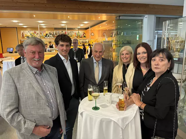 Familie Kerschdorfer und Familie Braunegger genossen de Abend.  | Foto: Haun