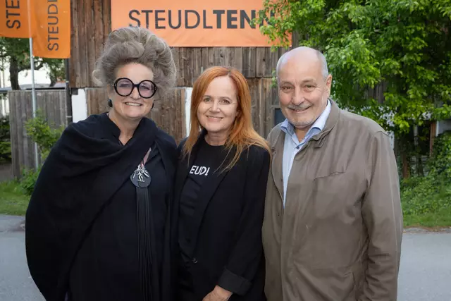 Rauch Theresia (Zillertaler helfen Zillertalern), Barbara Kainzner-Abendstein (Caritas Zentrum Zillertal), Herbert Peer (Netzwerk Tirol hilft).  | Foto: ungerank
