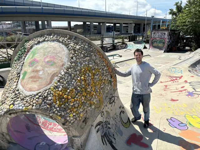 Für Beofsich steckt hinter jedem Abschnitt eine kleine Geschichte. Für die Röhre benötigte man rund drei Wochenenden.  | Foto: Luca Arztmann/MeinBezirk