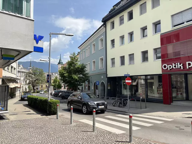 Die Einbahn in der Freihausgasse soll für Radfahrer aufgehoben werden, so lautet der Wunsch.  | Foto: MeinBezirk.at